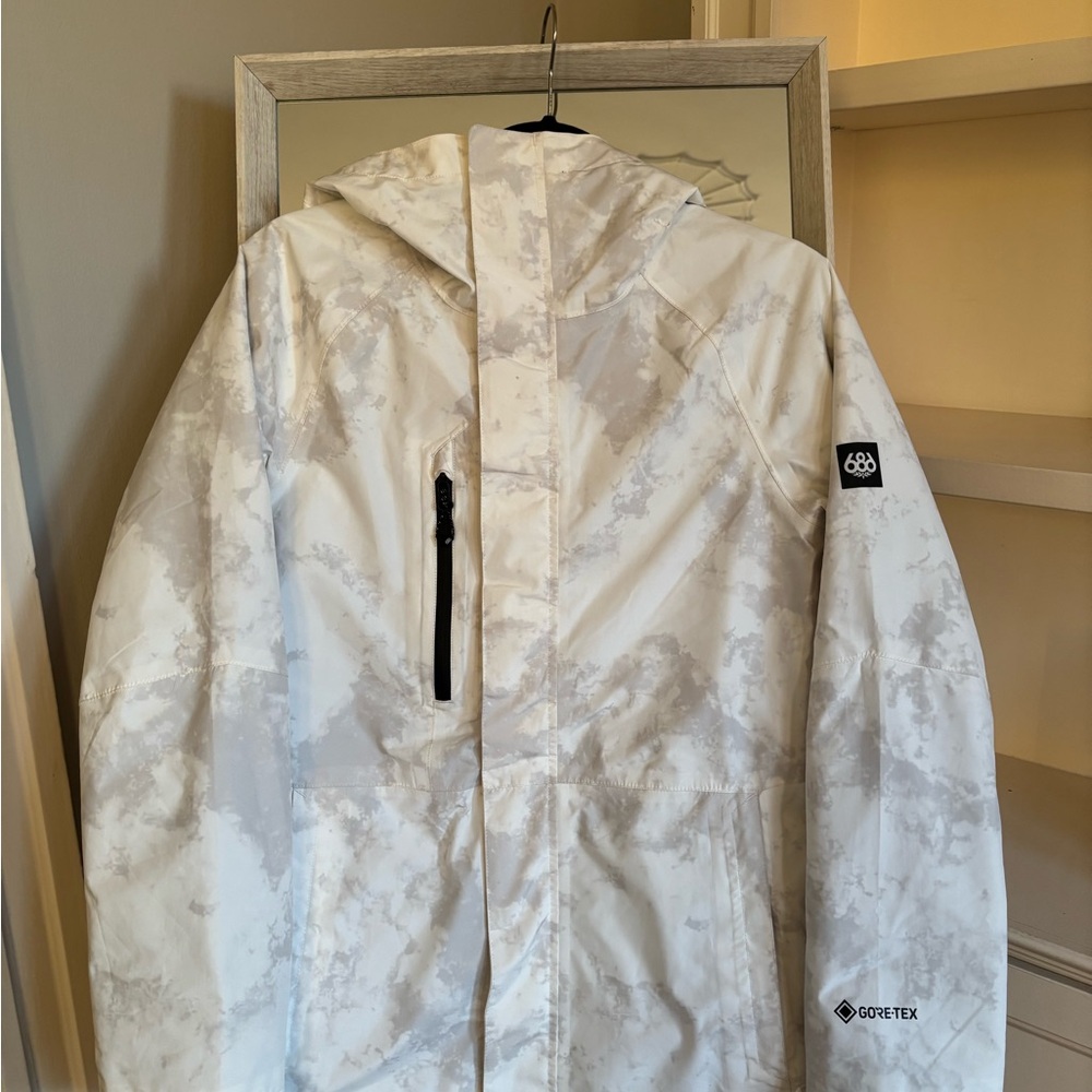 White Gore-Tex Women’s Ski Jacket